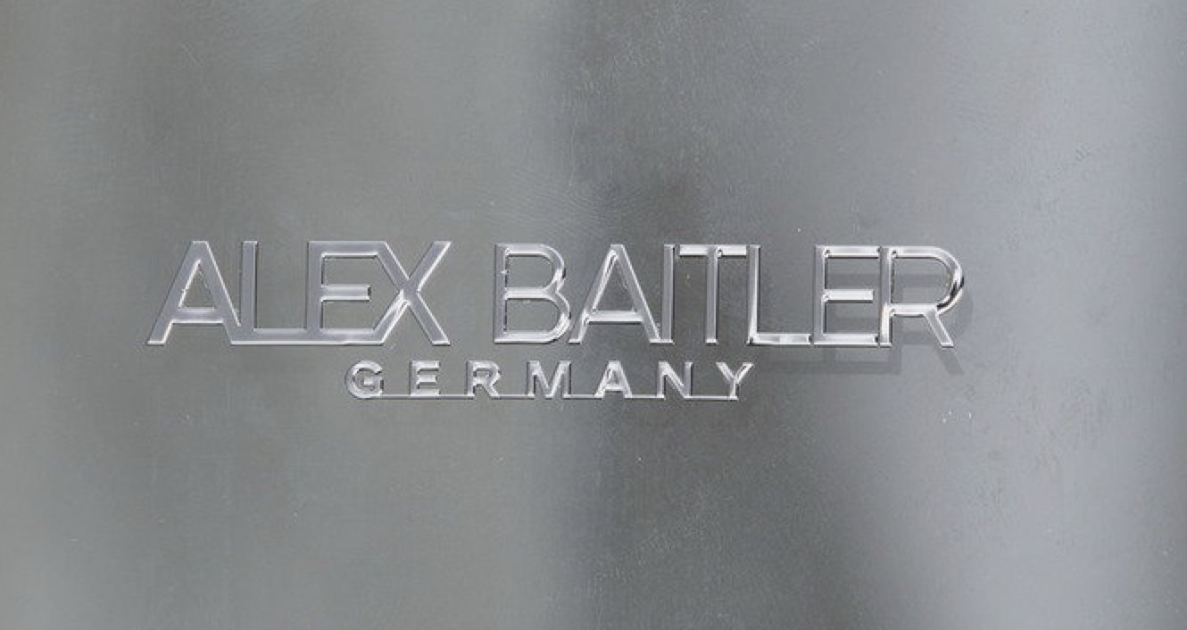 Душевые уголки Alex Baitler